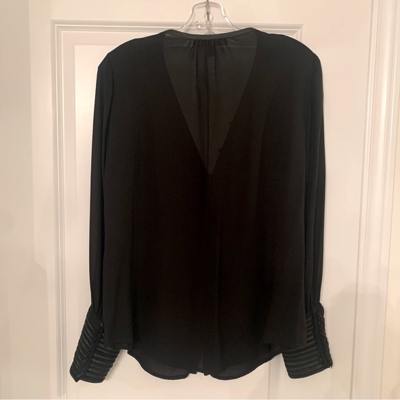 Elizabeth & James Chantal Silk Blouse - Size Small - NWOT! - Picture 2 of 6